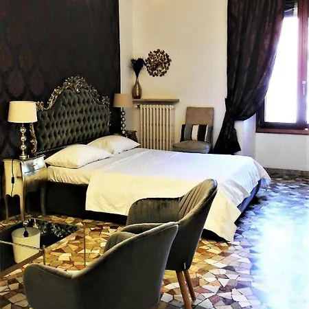 Noble House Grand Canal Guest house *
