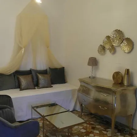 Noble House Grand Canal Penzion *